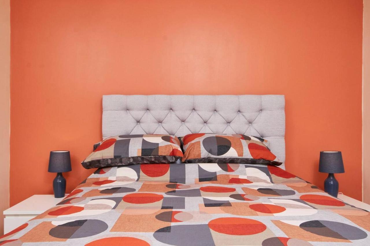 Stylish City Centre House - Parking & Garden Sheffield Bagian luar foto